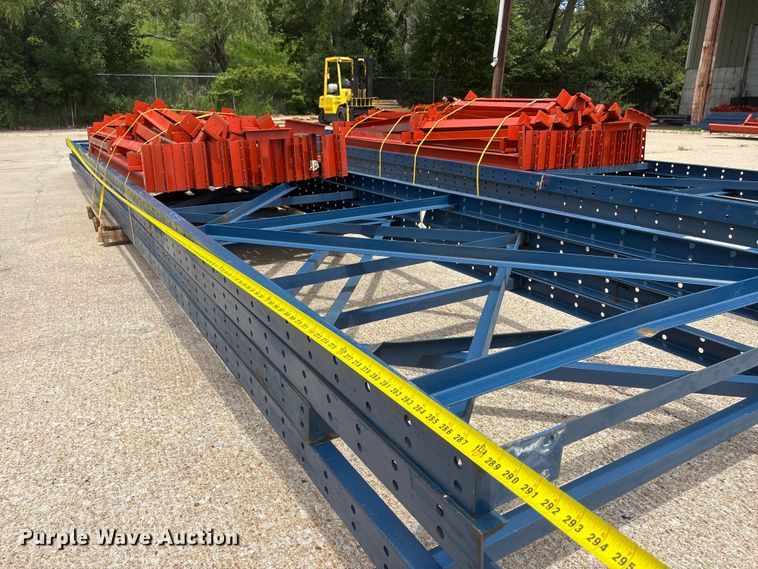 image for item EI5927 Pallet racking