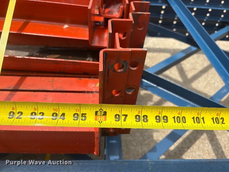 image for item EI5927 Pallet racking
