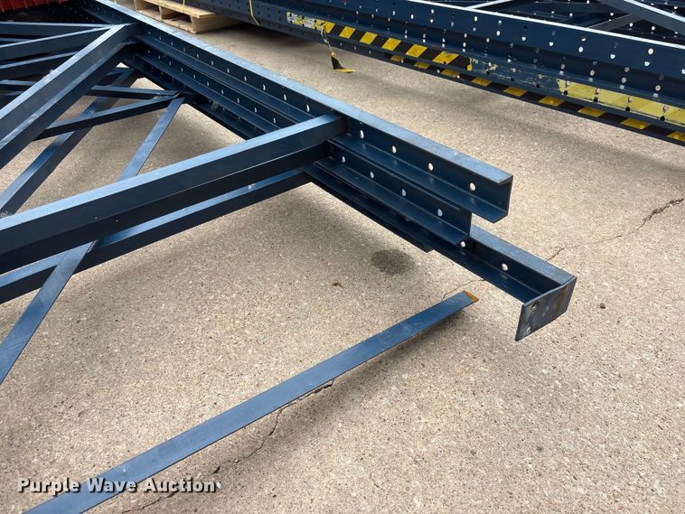 image for item EI5928 Pallet racking