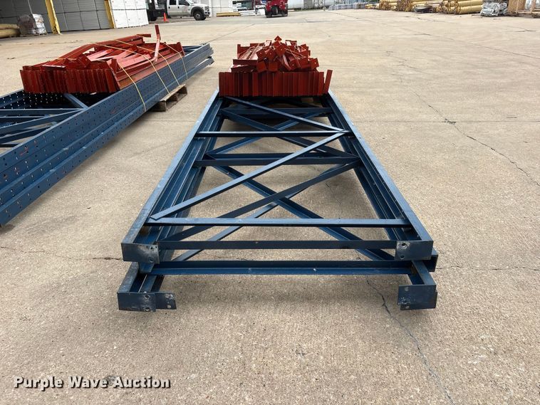 image for item EI5928 Pallet racking