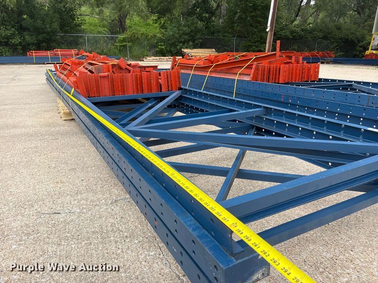 image for item EI5928 Pallet racking