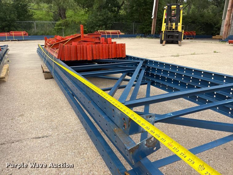 image for item EI5928 Pallet racking