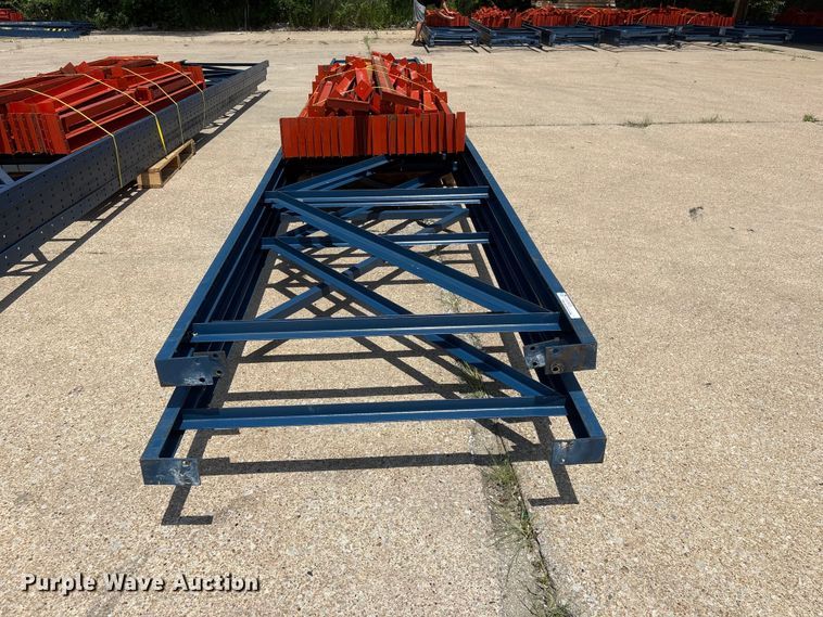 image for item EI5929 Pallet racking