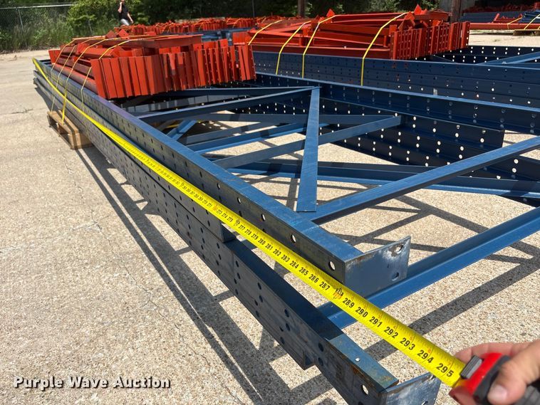 image for item EI5929 Pallet racking