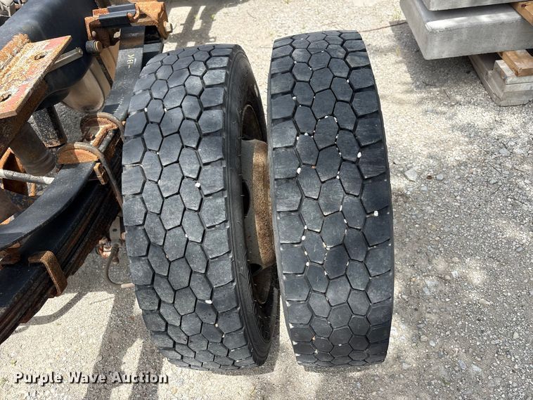 image for item EN0386 2020 Ford F550 Super Duty truck cab and chassis