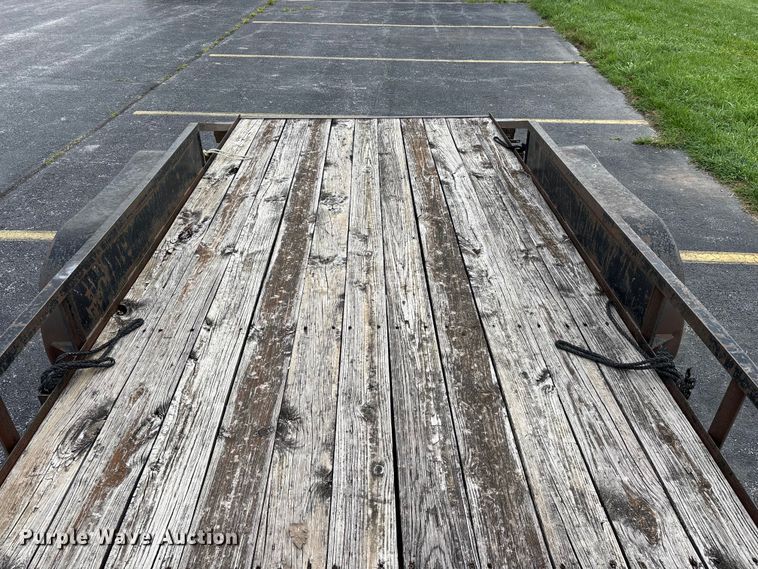 image for item EO4353 2007 Starlite utility trailer