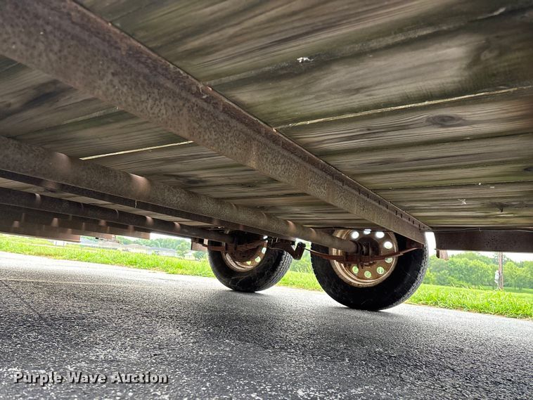 image for item EO4353 2007 Starlite utility trailer