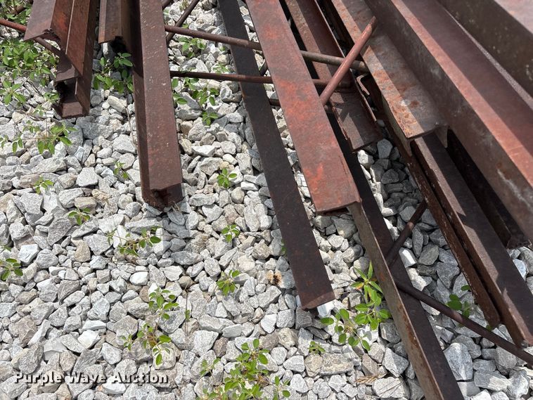 image for item EO4355 Building materials