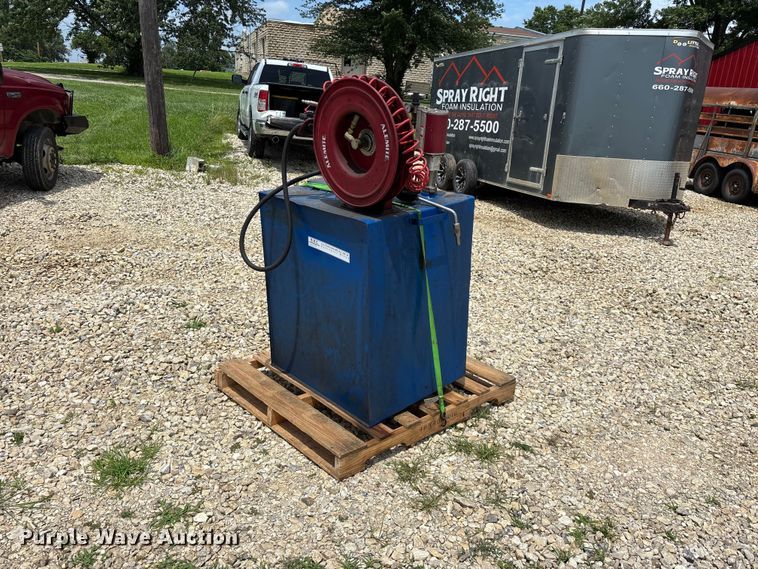 image for item EO4369 Bulk oil tank