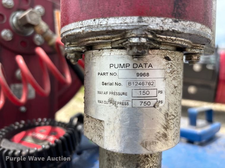 image for item EO4369 Bulk oil tank