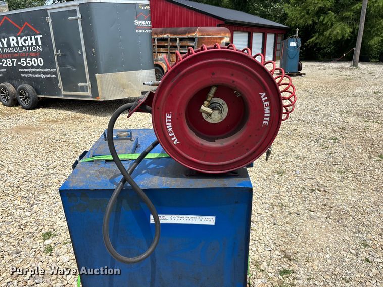 image for item EO4369 Bulk oil tank