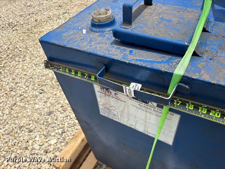 image for item EO4369 Bulk oil tank