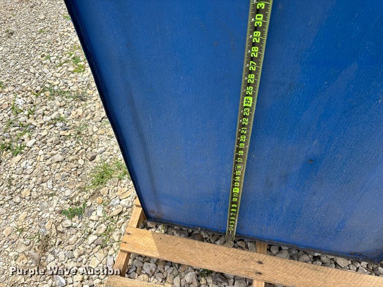 image for item EO4369 Bulk oil tank