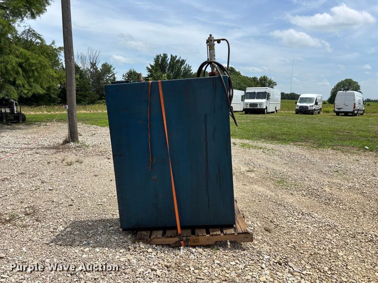 image for item EO4370 Bulk oil tank