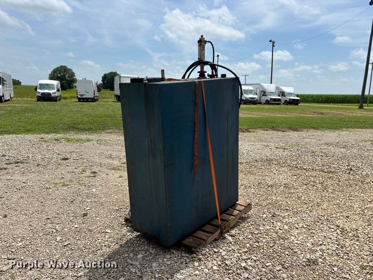 image for item EO4370 Bulk oil tank
