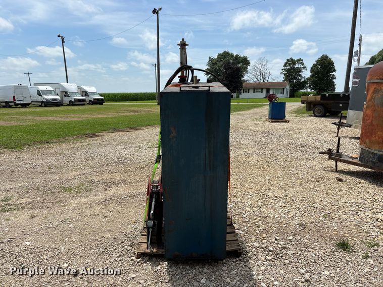 image for item EO4370 Bulk oil tank