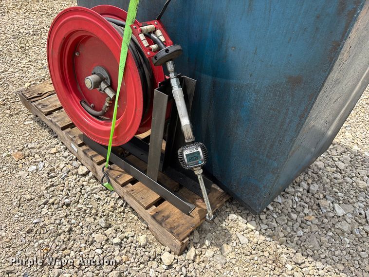 image for item EO4370 Bulk oil tank