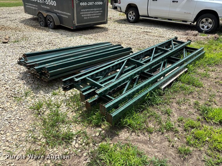 image for item EO4371 Tire racks