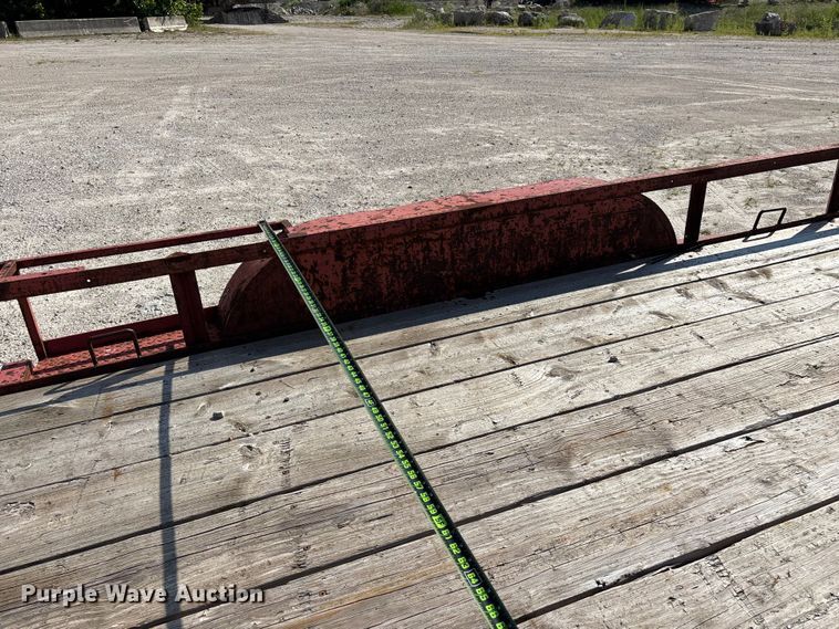image for item EO4380 1991 HULL utility trailer