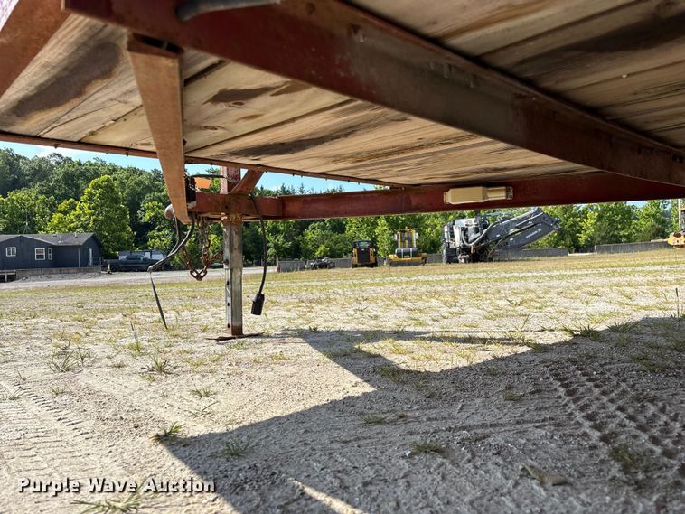 image for item EO4380 1991 HULL utility trailer