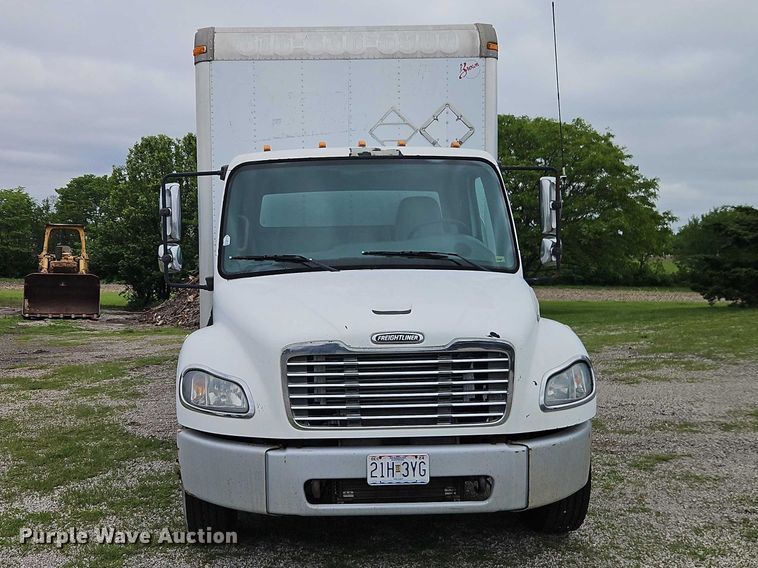 image for item EO7282 2006 Freightliner  Business Class M2 box truck