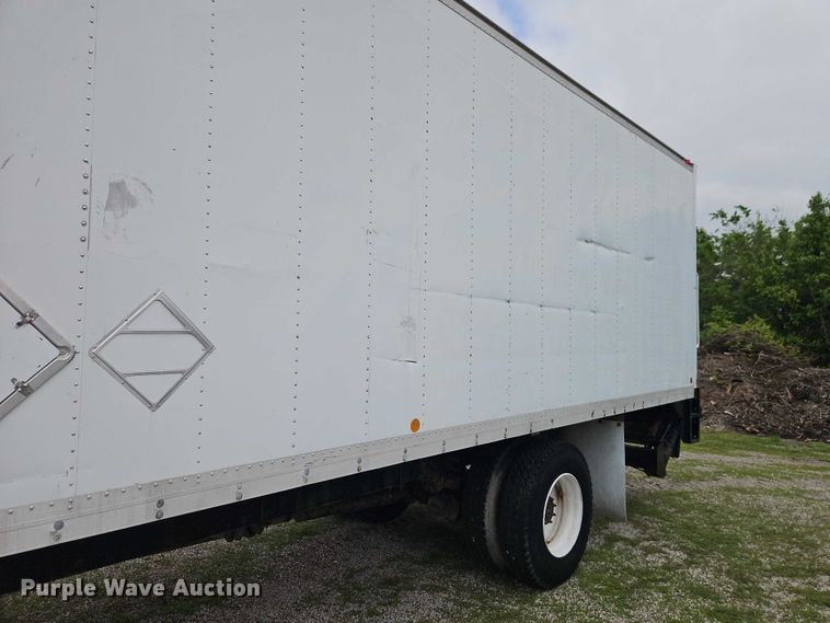 image for item EO7282 2006 Freightliner  Business Class M2 box truck