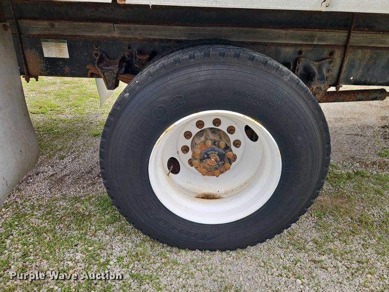 image for item EO7282 2006 Freightliner  Business Class M2 box truck