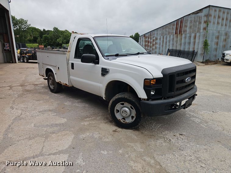 image for item EO8520 2008 Ford F250 Super Duty utility bed pickup truck