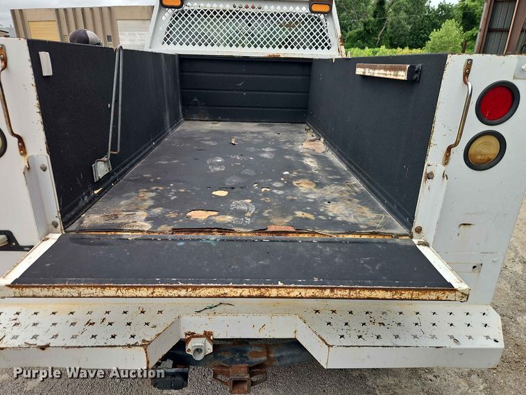 image for item EO8520 2008 Ford F250 Super Duty utility bed pickup truck