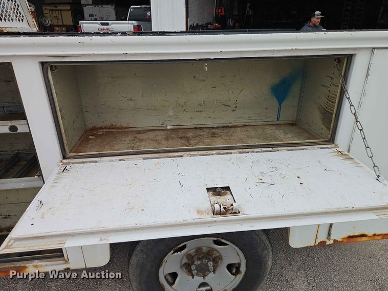 image for item EO8520 2008 Ford F250 Super Duty utility bed pickup truck