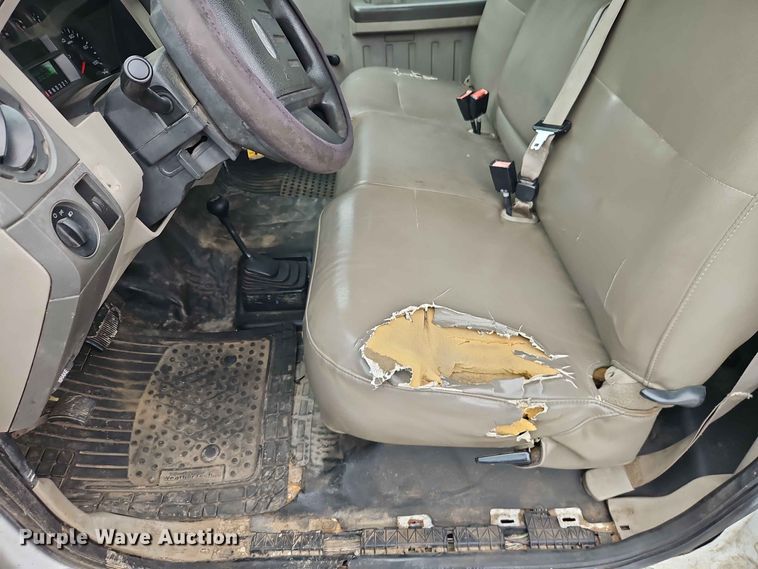 image for item EO8520 2008 Ford F250 Super Duty utility bed pickup truck