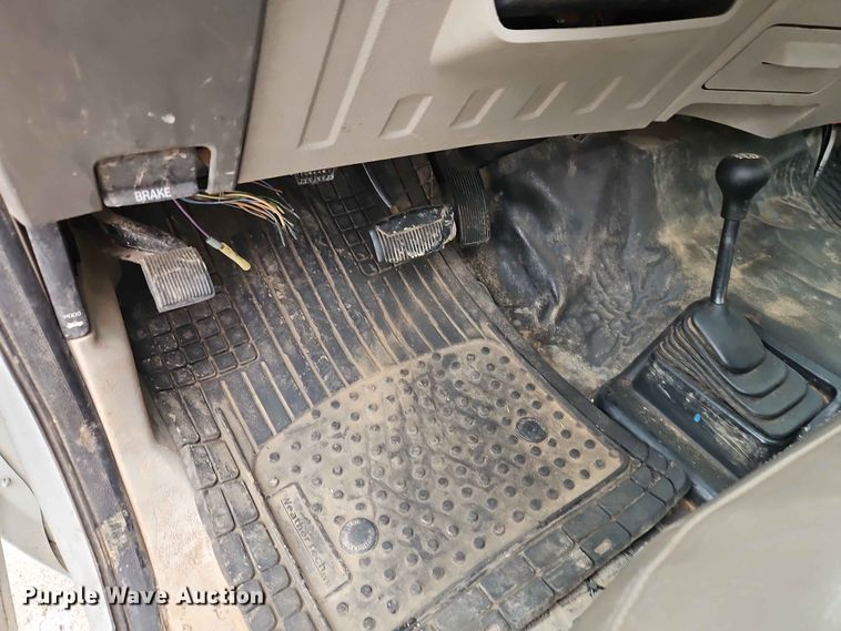 image for item EO8520 2008 Ford F250 Super Duty utility bed pickup truck