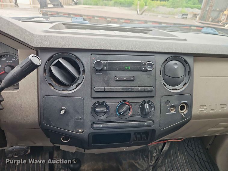 image for item EO8520 2008 Ford F250 Super Duty utility bed pickup truck