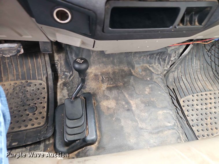 image for item EO8520 2008 Ford F250 Super Duty utility bed pickup truck