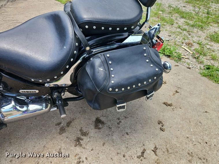 image for item EO8528 2006 Yamaha V Star 650 motorcycle