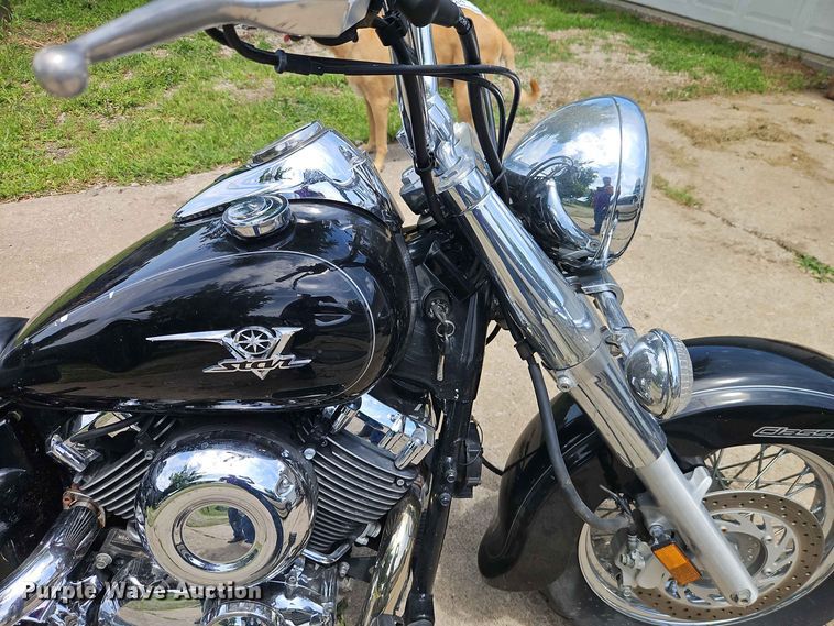 image for item EO8528 2006 Yamaha V Star 650 motorcycle