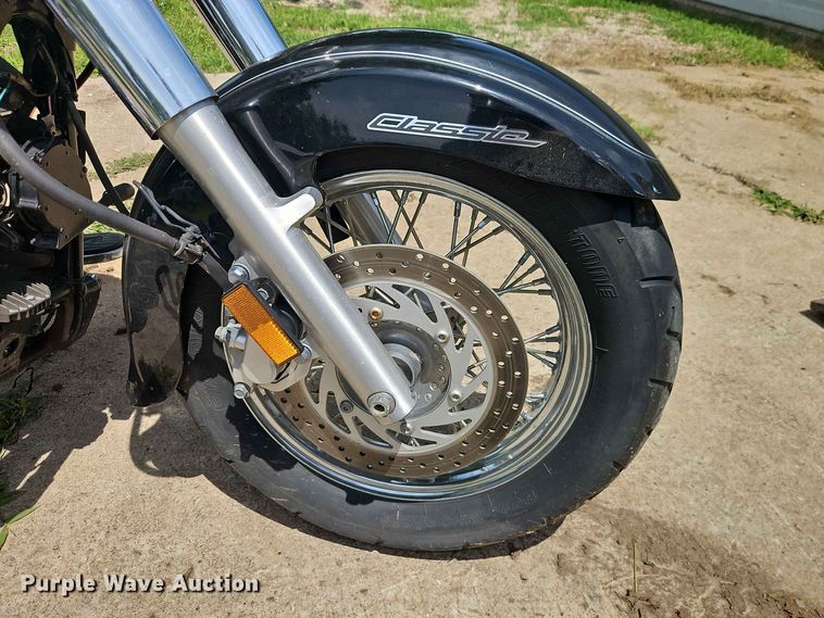 image for item EO8528 2006 Yamaha V Star 650 motorcycle