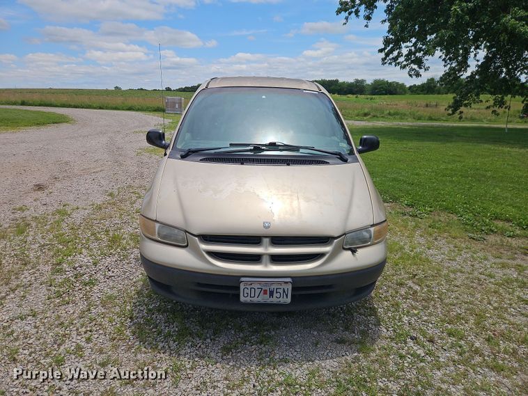image for item EO8529 2000 Dodge Grand Caravan SE van