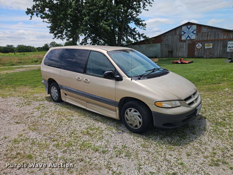 image for item EO8529 2000 Dodge Grand Caravan SE van