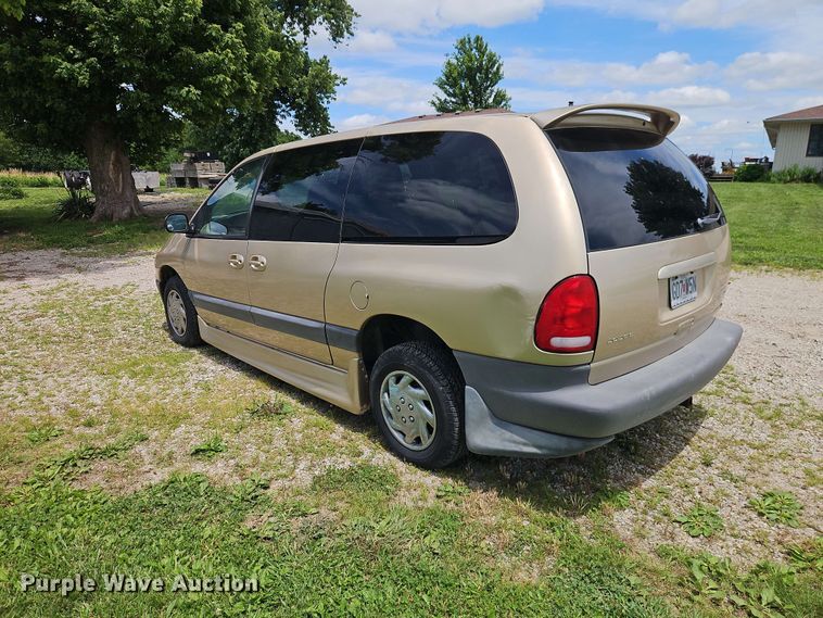 image for item EO8529 2000 Dodge Grand Caravan SE van