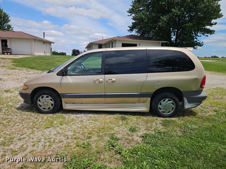 image for item EO8529 2000 Dodge Grand Caravan SE van