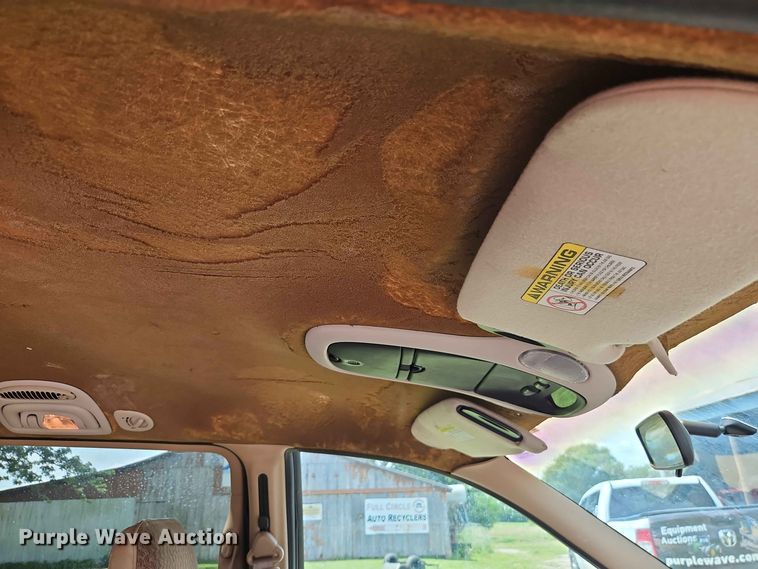 image for item EO8529 2000 Dodge Grand Caravan SE van