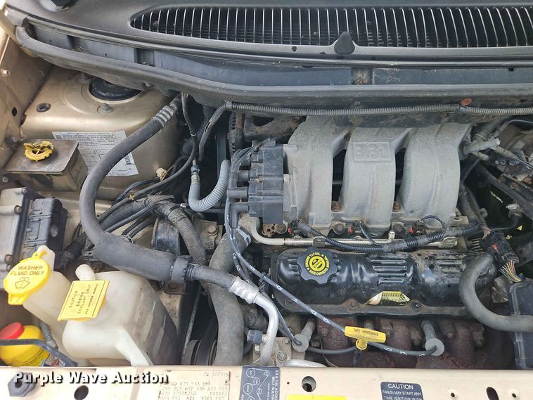 image for item EO8529 2000 Dodge Grand Caravan SE van