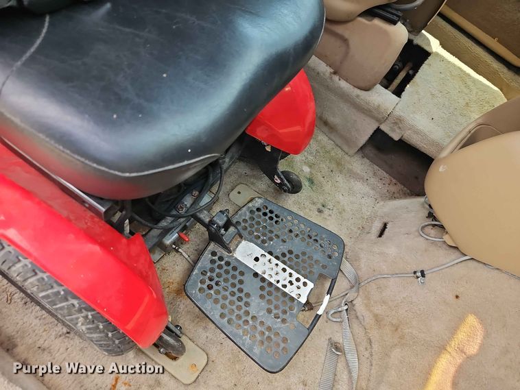 image for item EO8529 2000 Dodge Grand Caravan SE van