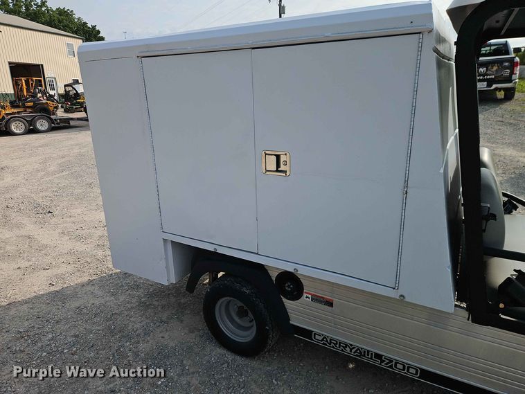 image for item EO8533 2024 Club Car golf cart