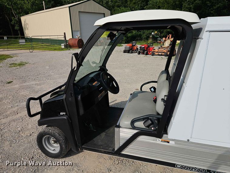 image for item EO8533 2024 Club Car golf cart