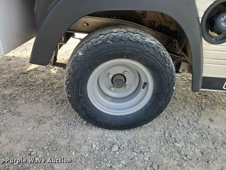 image for item EO8533 2024 Club Car golf cart