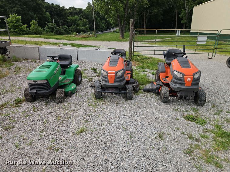 image for item EO8534 (3) lawn mowers