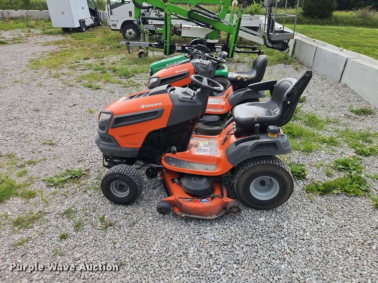 image for item EO8534 (3) lawn mowers