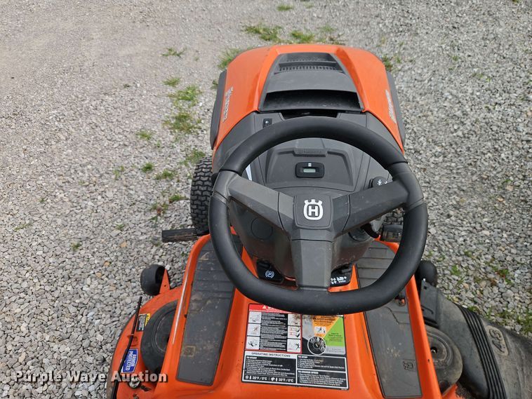 image for item EO8534 (3) lawn mowers